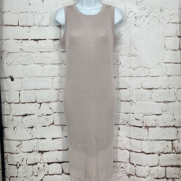 Magaschoni Dresses & Skirts - Magaschoni Knit Dress, Size M